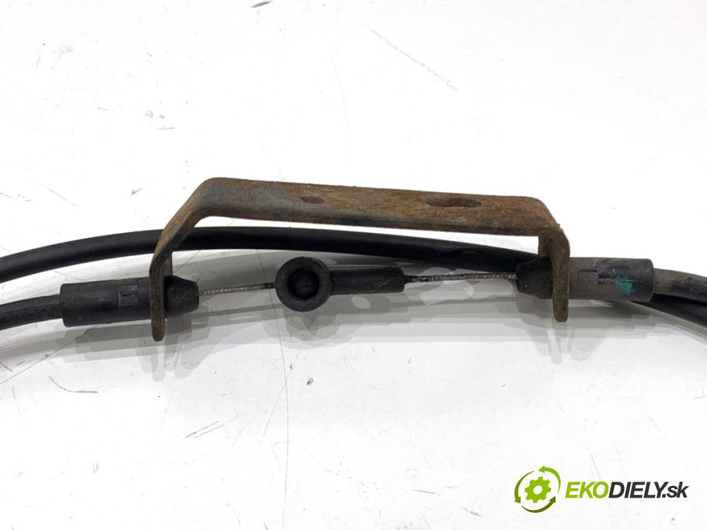 HYUNDAI ix35 SUV 2013 135 kW 2.0 CRDi 4WD 1995 Lanko kapoty