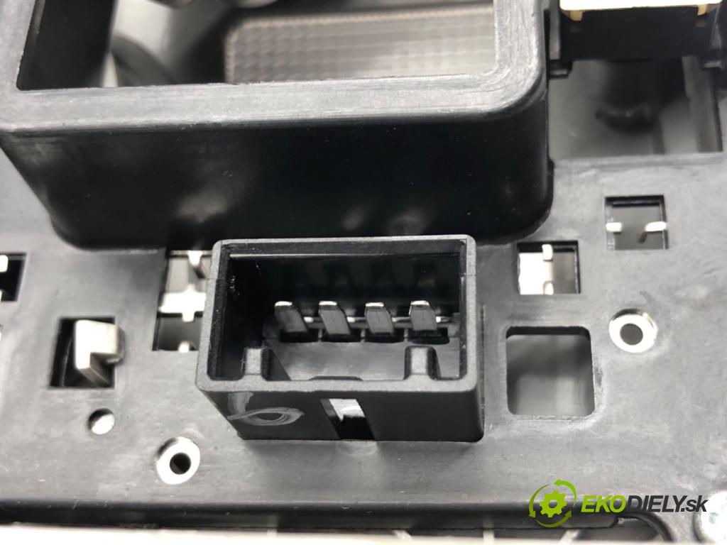 HYUNDAI ix35 SUV 2013 135 kW 2.0 CRDi 4WD 1995 světlo stropní 92800-2SXXX