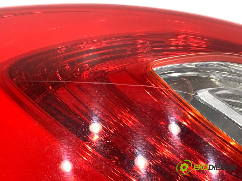 HYUNDAI ix35 SUV 2013 135 kW 2.0 CRDi 4WD 1995 Svetlo ľavy zad 92401-2Y500