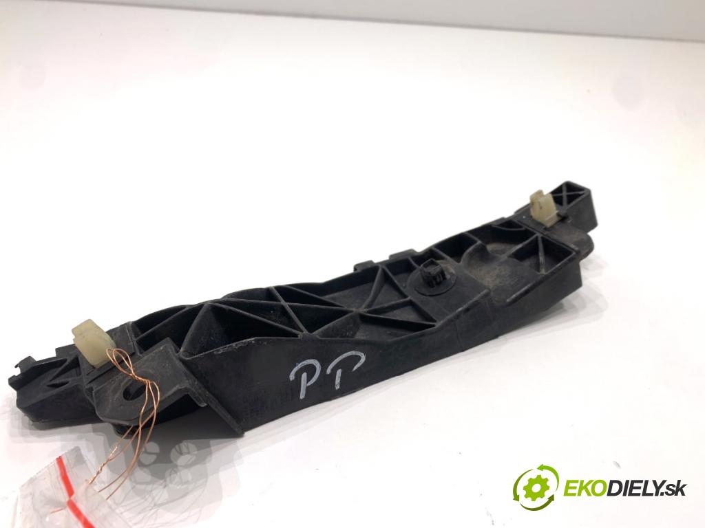 HYUNDAI ix35 SUV 2013 135 kW 2.0 CRDi 4WD 1995 úchyt nárazníka pravý přední část 86514-2Y000