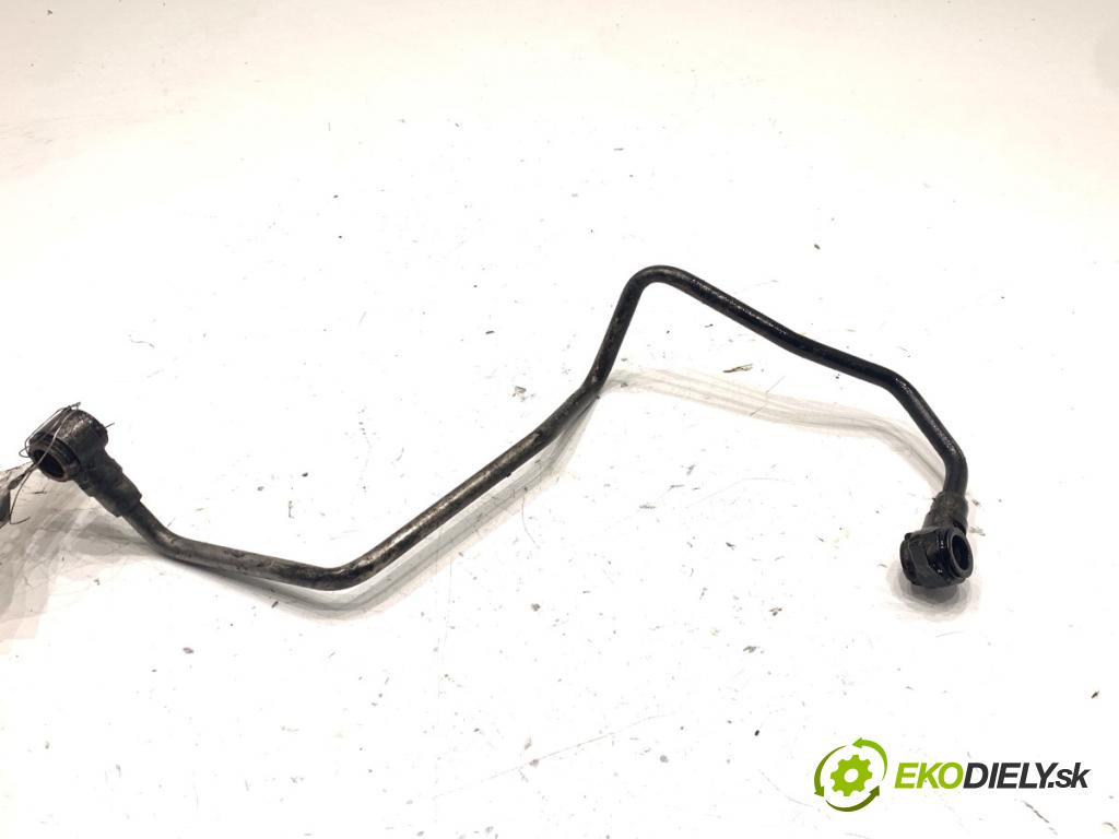 PEUGEOT 308 SW II Kombi 2014 88 kW 1.6 BlueHDi 120 1560 rúrka turba  (Hadice turbodmychadla)