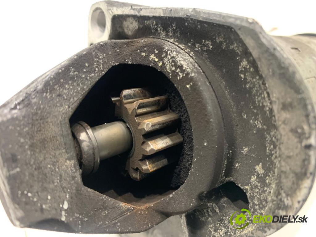 PEUGEOT 308 SW II Kombi 2014 88 kW 1.6 BlueHDi 120 1560 startér 9675660680 (Startér)