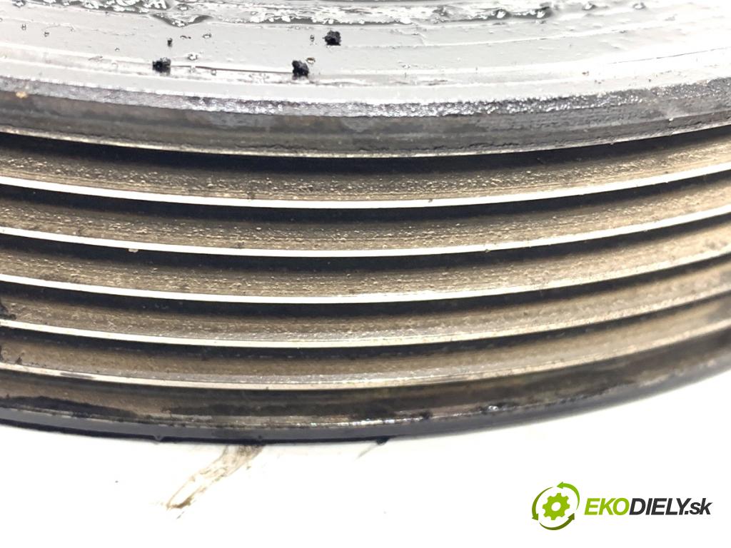 PEUGEOT 308 SW II Kombi 2014 88 kW 1.6 BlueHDi 120 1560 koleso kolesová hriadeľa 9654961080 (Remenica)