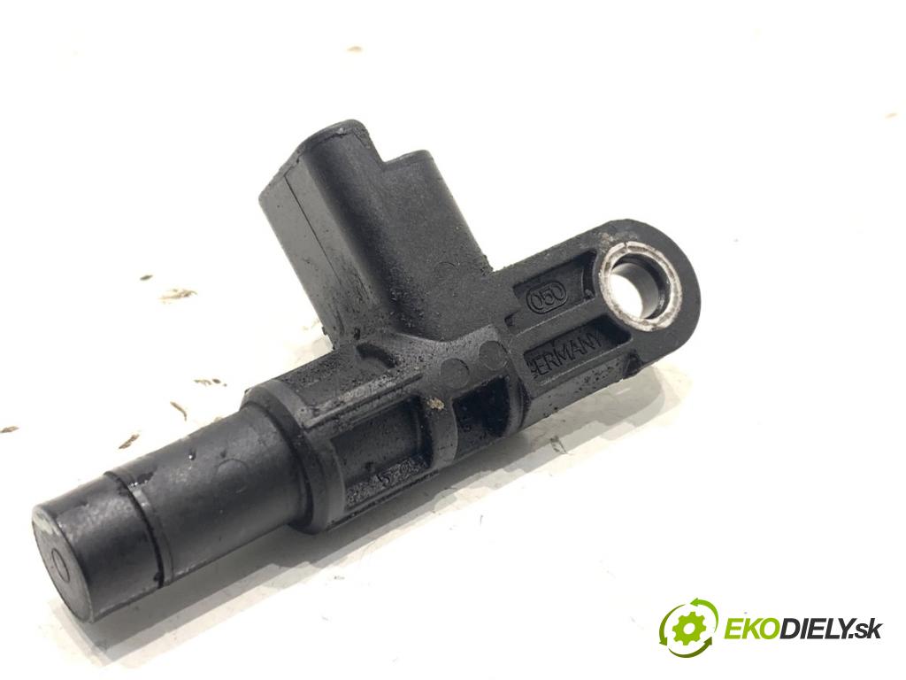 PEUGEOT 308 SW II Kombi 2014 88 kW 1.6 BlueHDi 120 1560 snímač pozice vačkového hřídele 9677493380 (Snímač polohy klikového hřídele)