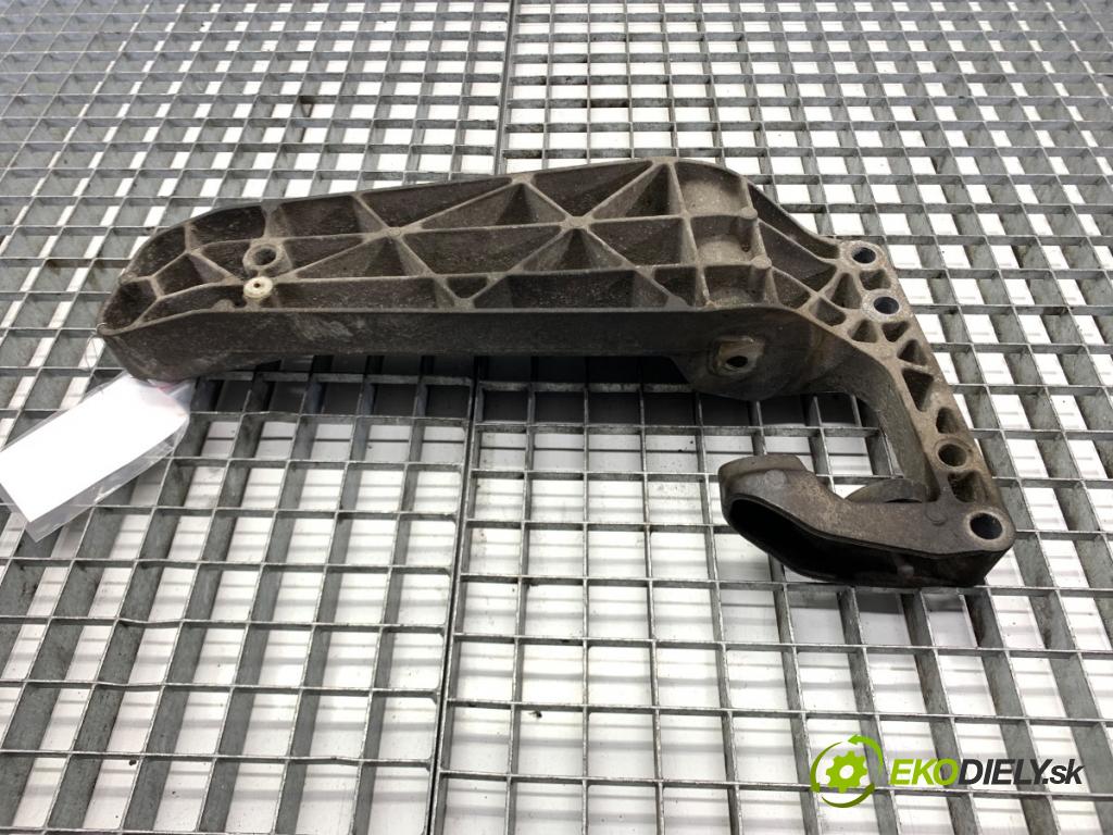 BMW F25 SUV 2013 135 kW xDrive 20 d 1995 držák převodovky 6786567