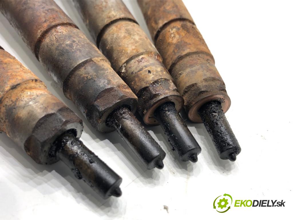 BMW F25 SUV 2013 135 kW xDrive 20 d 1995 vstřikovací ventily 7810702