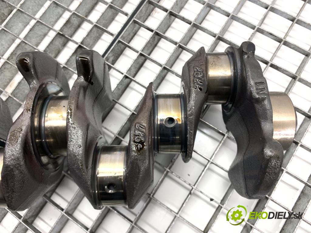 BMW F25 SUV 2013 135 kW xDrive 20 d 1995 Kardaň, hriadeľ KLIKA: 7797975 (Blok motora ostatné)