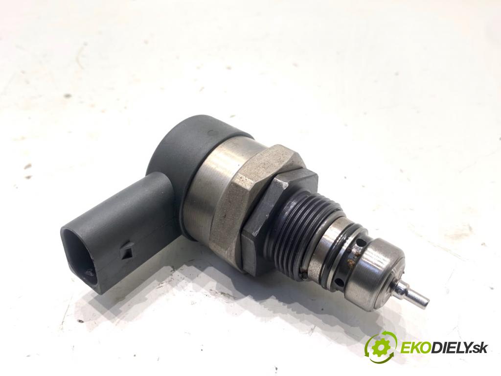 BMW F25 SUV 2013 135 kW xDrive 20 d 1995 Regulátor tlaku paliva 0281002949 (Palivový systém ostatní)