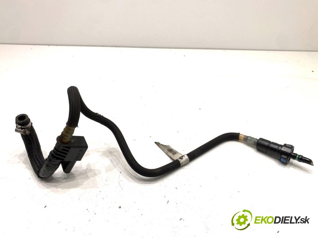 BMW F25 SUV 2013 135 kW xDrive 20 d 1995 trubka PALIVO: 7810785