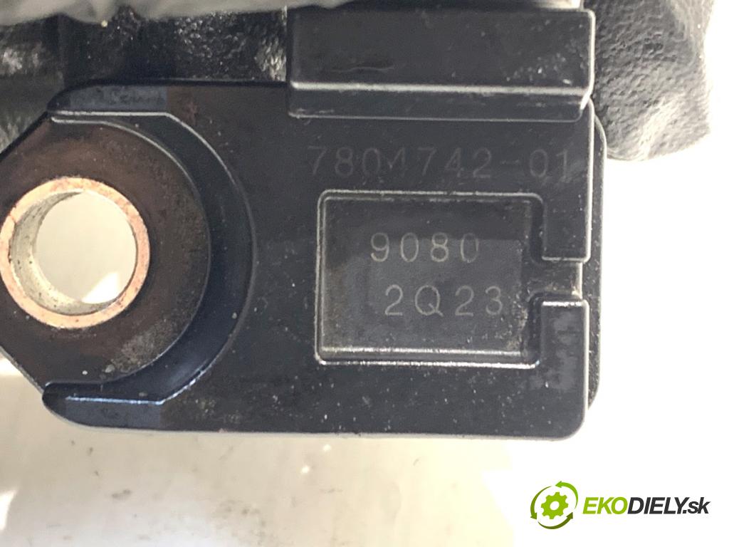 BMW F25 SUV 2013 135 kW xDrive 20 d 1995 MAP senzor 7804742 (Snímač ostatní)