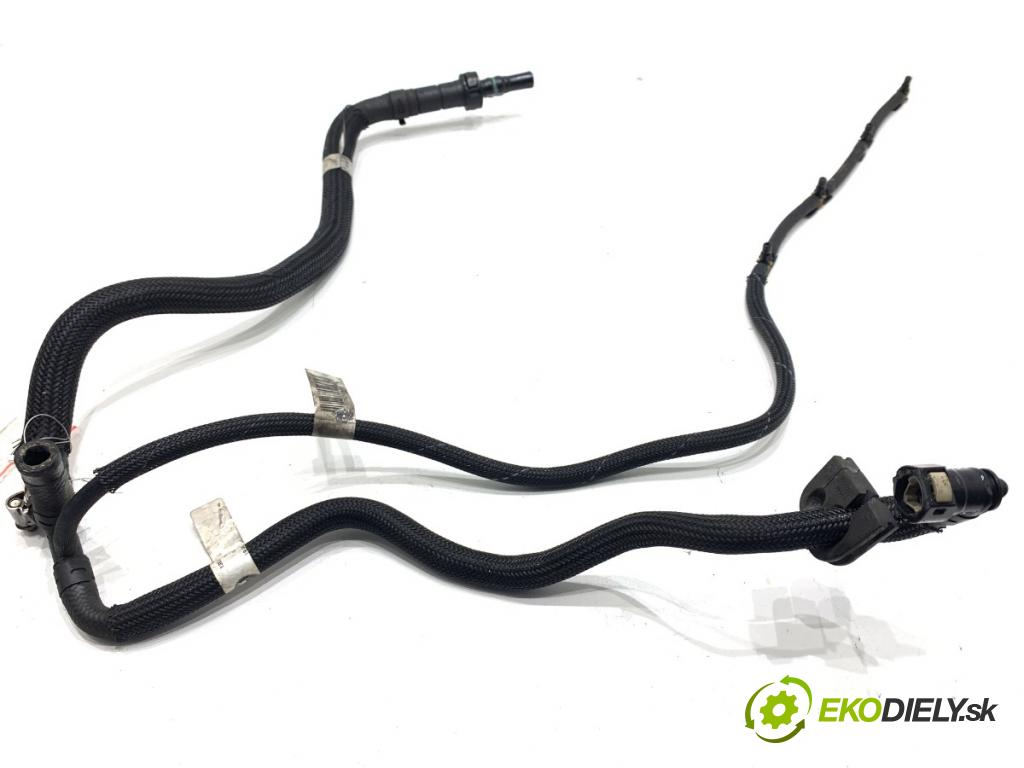 BMW F25 SUV 2013 135 kW xDrive 20 d 1995 trubka PALIVO: 7823408