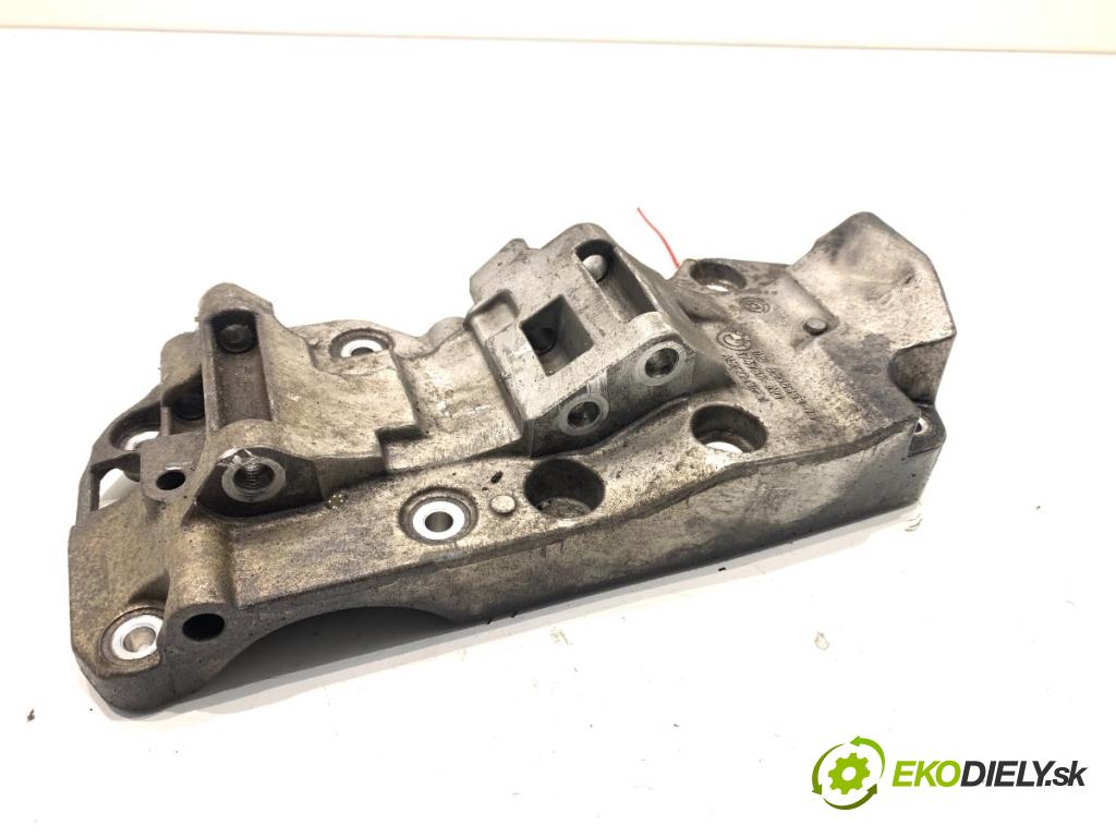 BMW F25 SUV 2013 135 kW xDrive 20 d 1995 držák uchycení alternátora 8506863