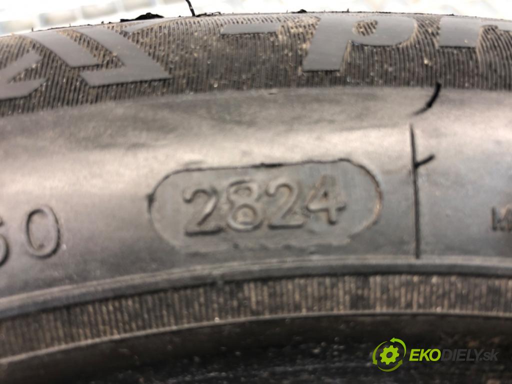 --- ---      PNEUMATIKY: PARA: VÍCENÁ SEZÓNA: 155/65 13" TRACMAX: