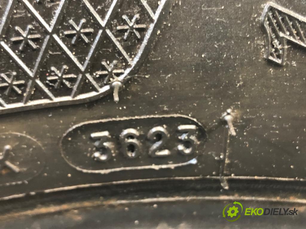 --- ---      PNEUMATIKA: zima 2X 195/65 15" KLEBER