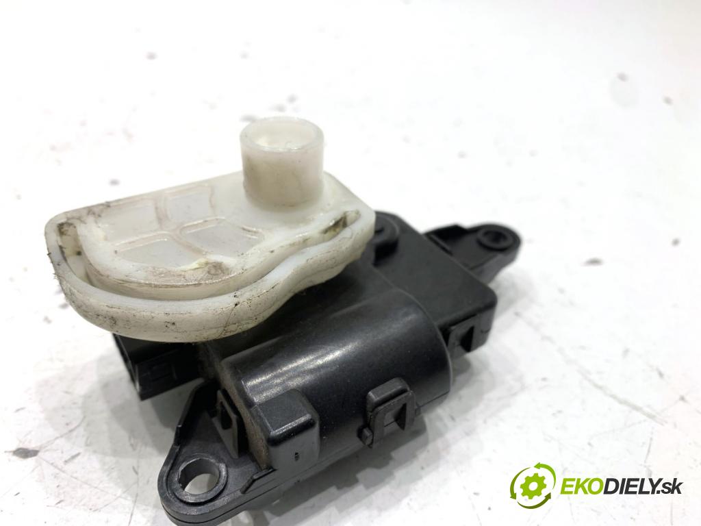 HYUNDAI ix35 SUV 2013 135 kW 2.0 CRDi 4WD 1995 Motor kúrenia