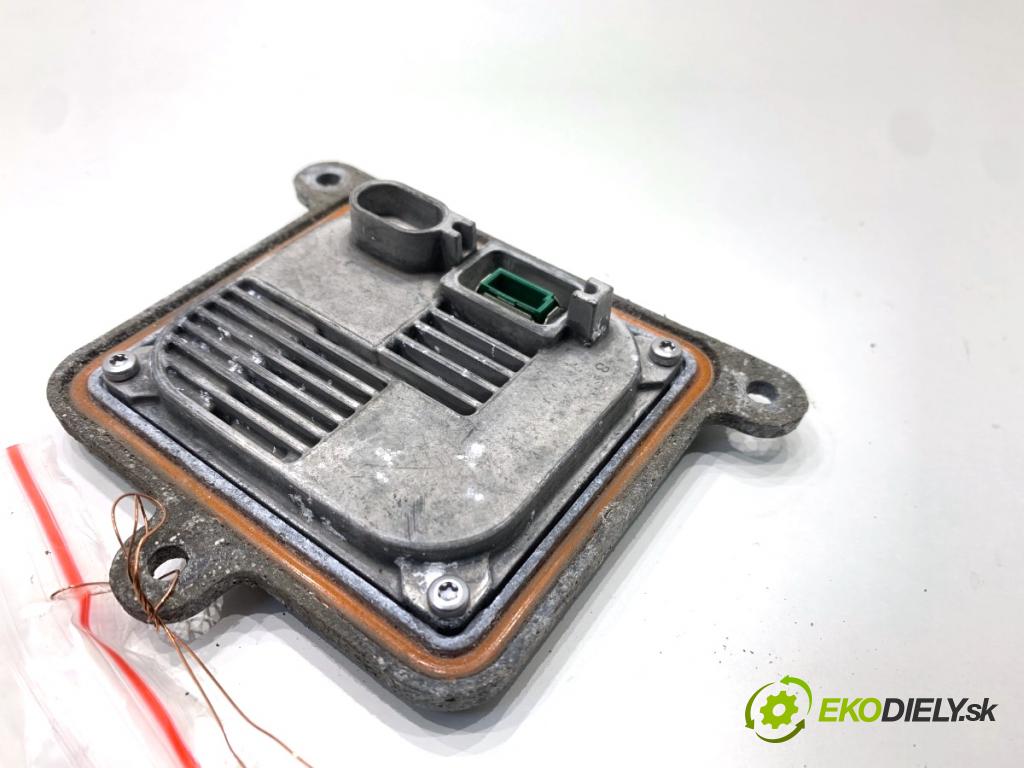 HYUNDAI ix35 SUV 2013 135 kW 2.0 CRDi 4WD 1995 Menič XENON 10R-034663 (Riadiaca jednotka xenónu)