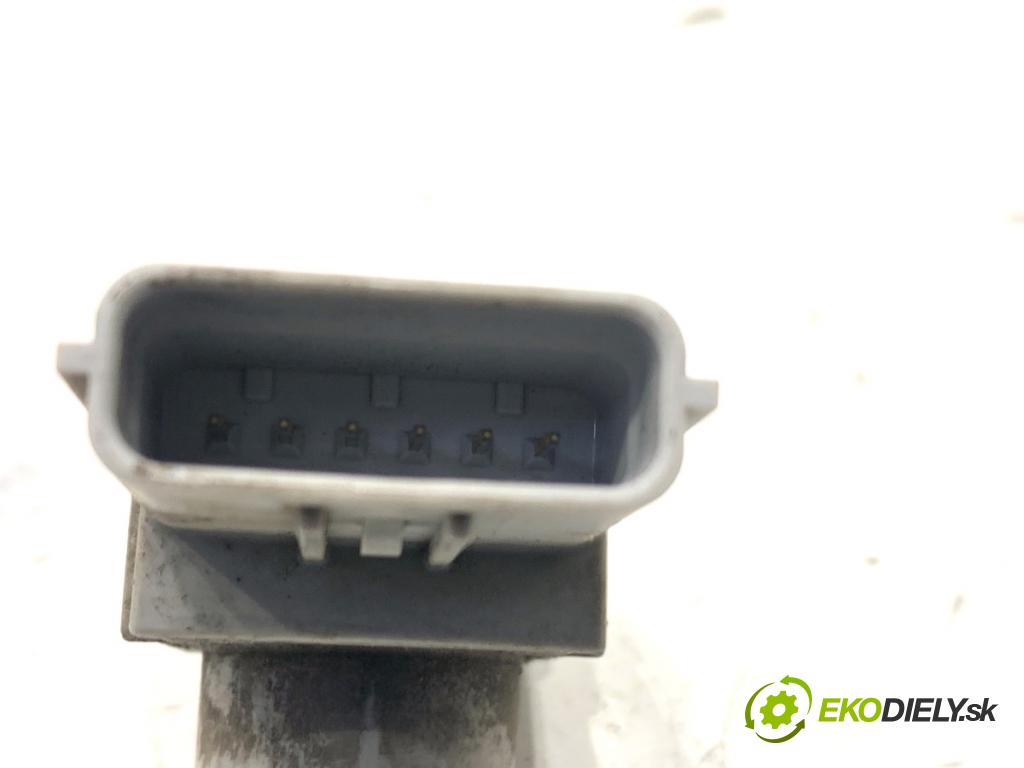 HYUNDAI ix35 SUV 2013 135 kW 2.0 CRDi 4WD 1995 Snímač PDC