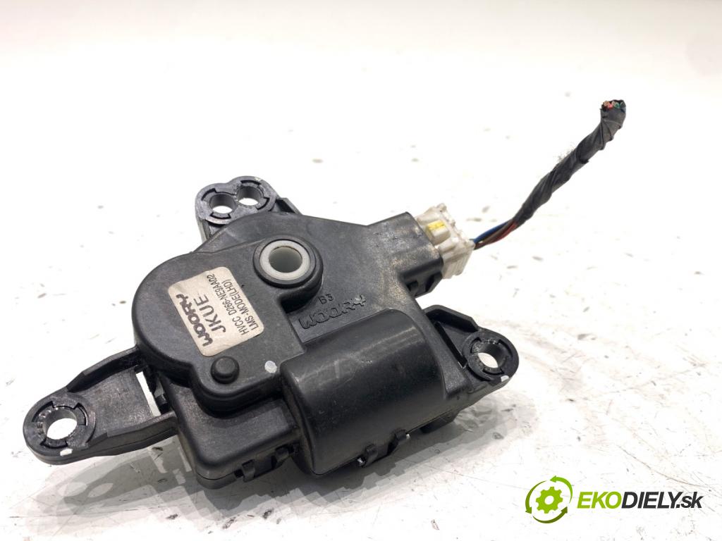 HYUNDAI ix35 SUV 2013 135 kW 2.0 CRDi 4WD 1995 Motor kúrenia D266-NE9AA02