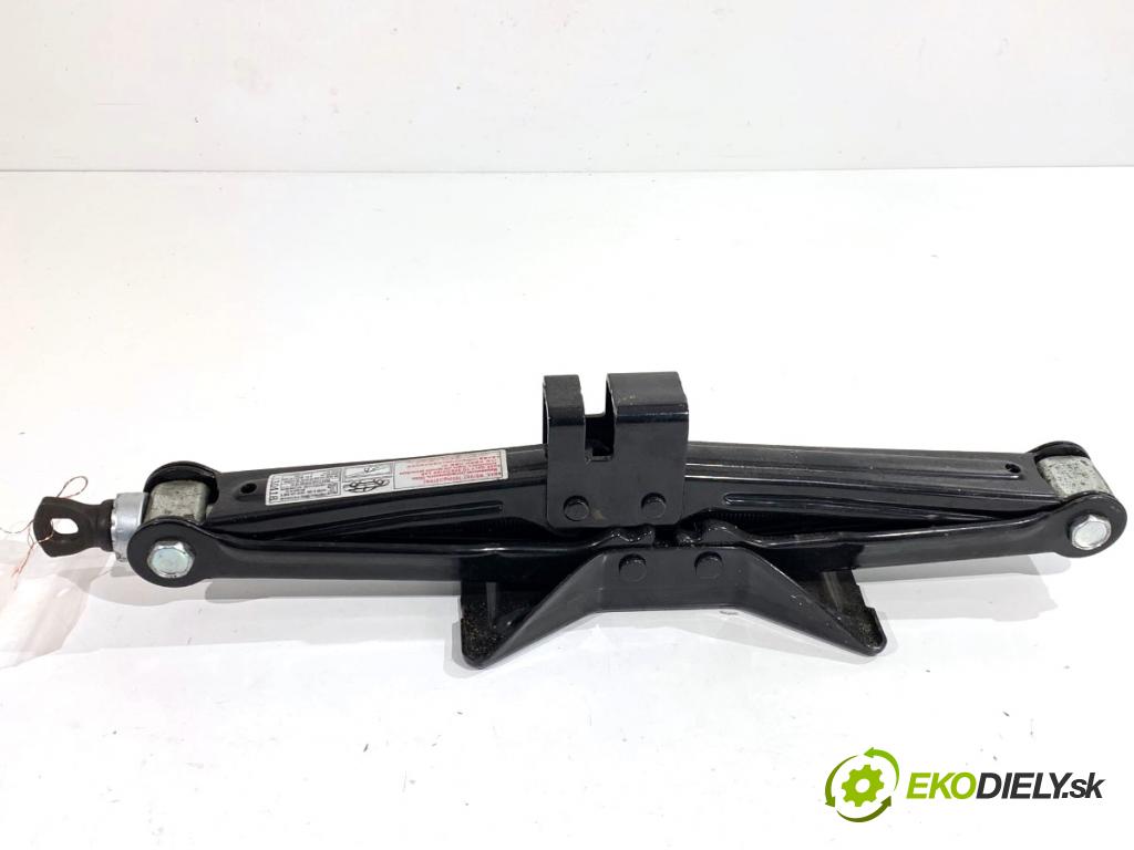 HYUNDAI ix35 SUV 2013 135 kW 2.0 CRDi 4WD 1995 ZVEDÁK: - mechanismus 