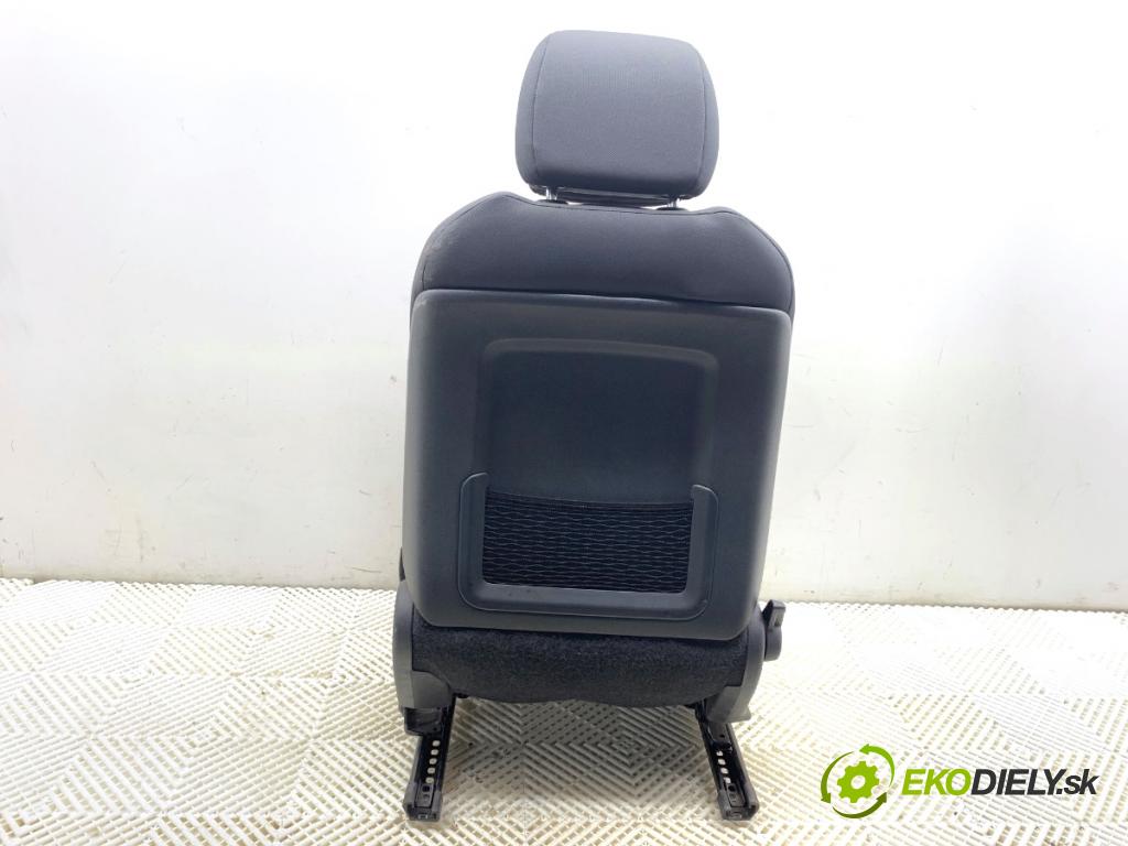 PEUGEOT 508 I sedan 2012 103 kW 2.0 HDi 1997 Sedadlo pravy predný