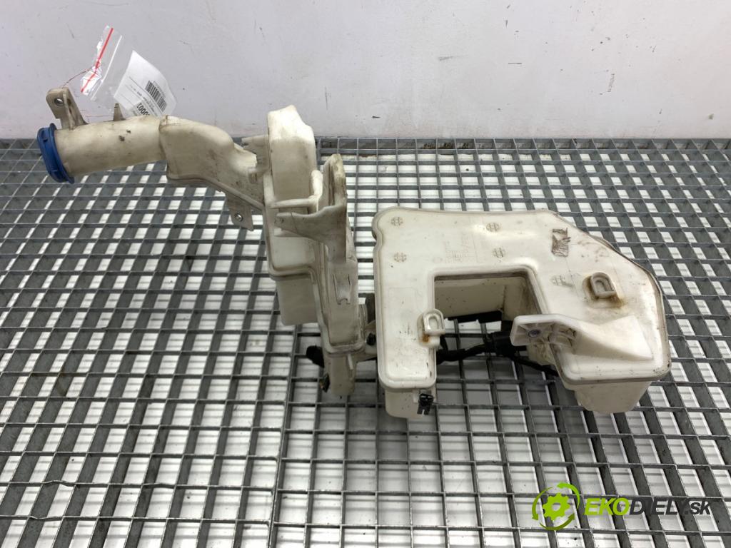 VW PASSAT B7 sedan 2013 103 kW 2.0 TDI 1968 Nádržka ostrekovačov 3AA955453J