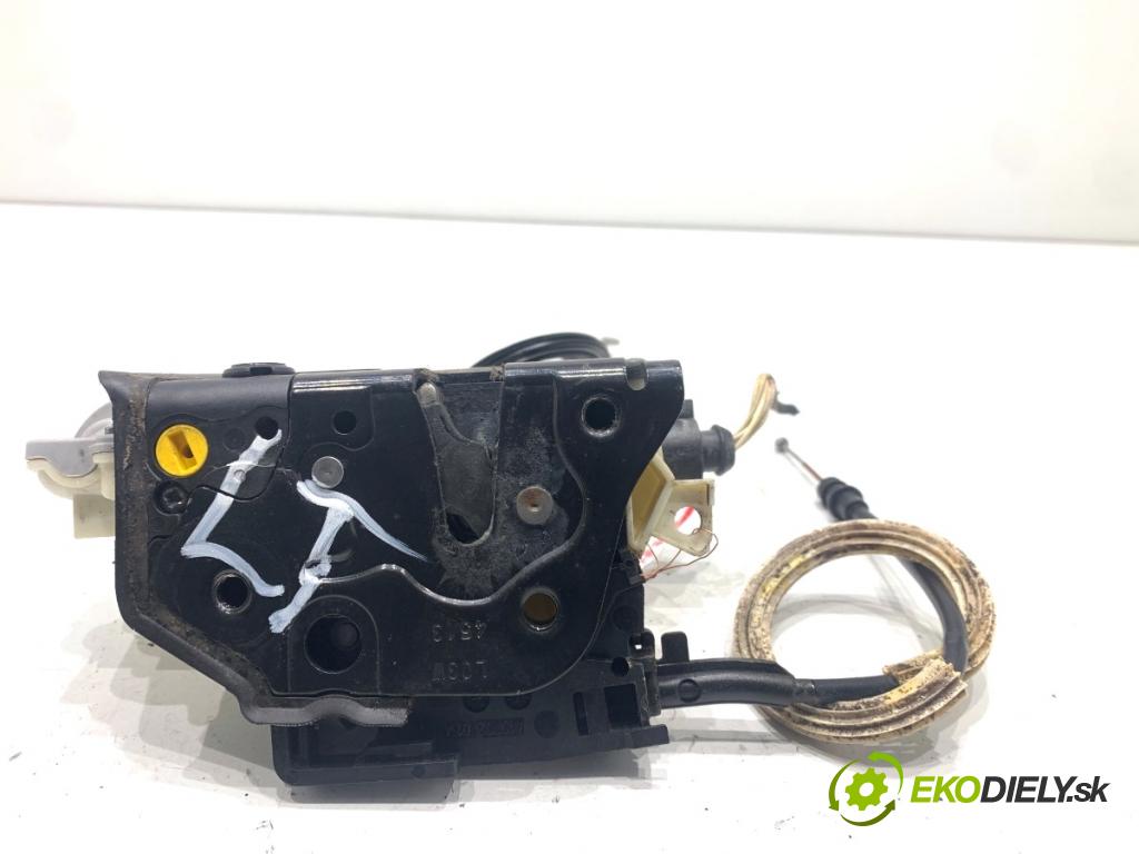 VW PASSAT B7 sedan 2013 103 kW 2.0 TDI 1968 zámok Dvere ľavy zad 3C4839015A