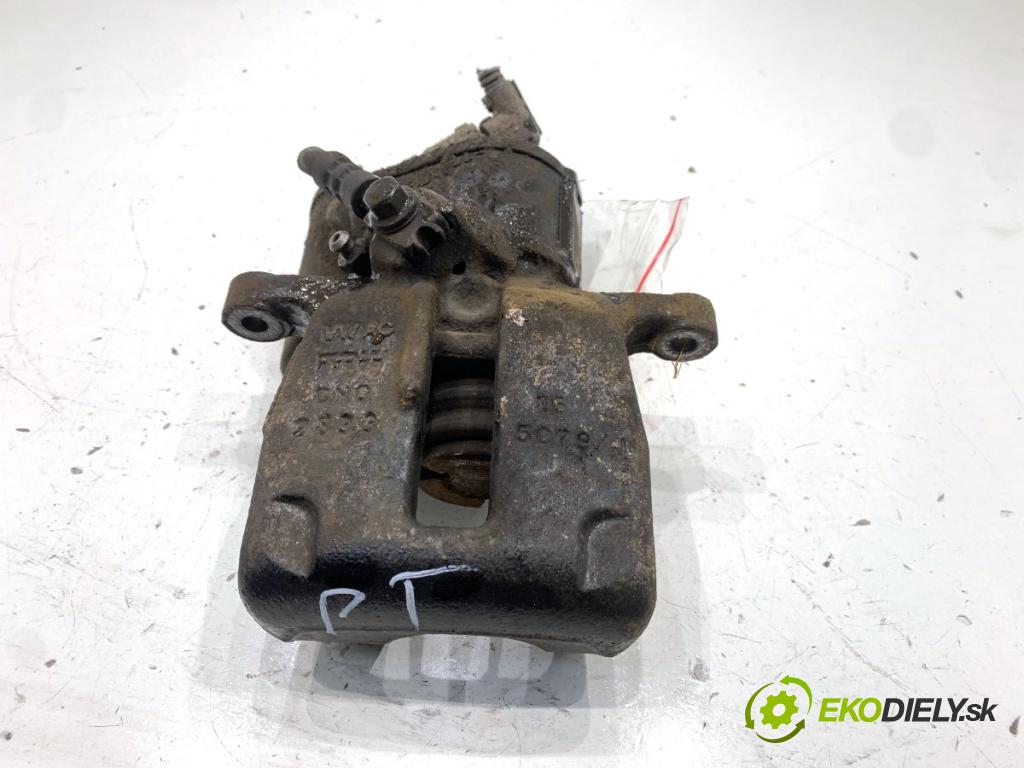 VW PASSAT B7 sedan 2013 103 kW 2.0 TDI 1968 brzdič třmen pravý zadní část 