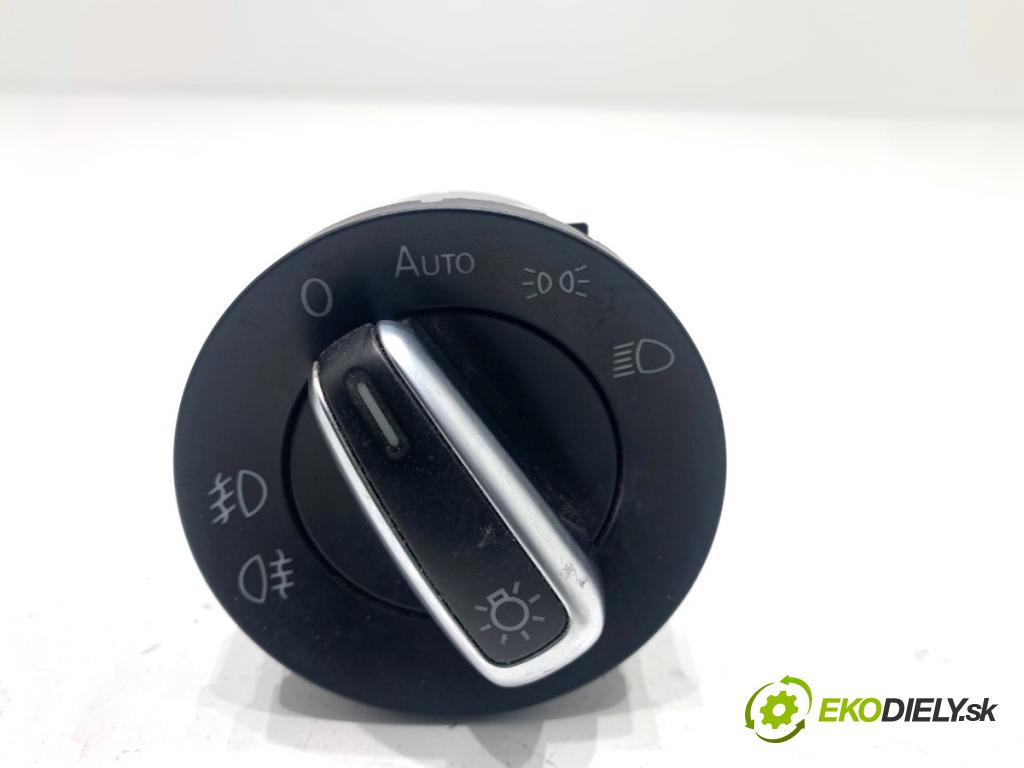 VW PASSAT B7 sedan 2013 103 kW 2.0 TDI 1968 Spínač svetiel 3C8941431A