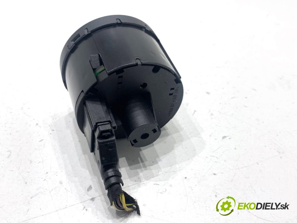 VW PASSAT B7 sedan 2013 103 kW 2.0 TDI 1968 spínač světel 3C8941431A