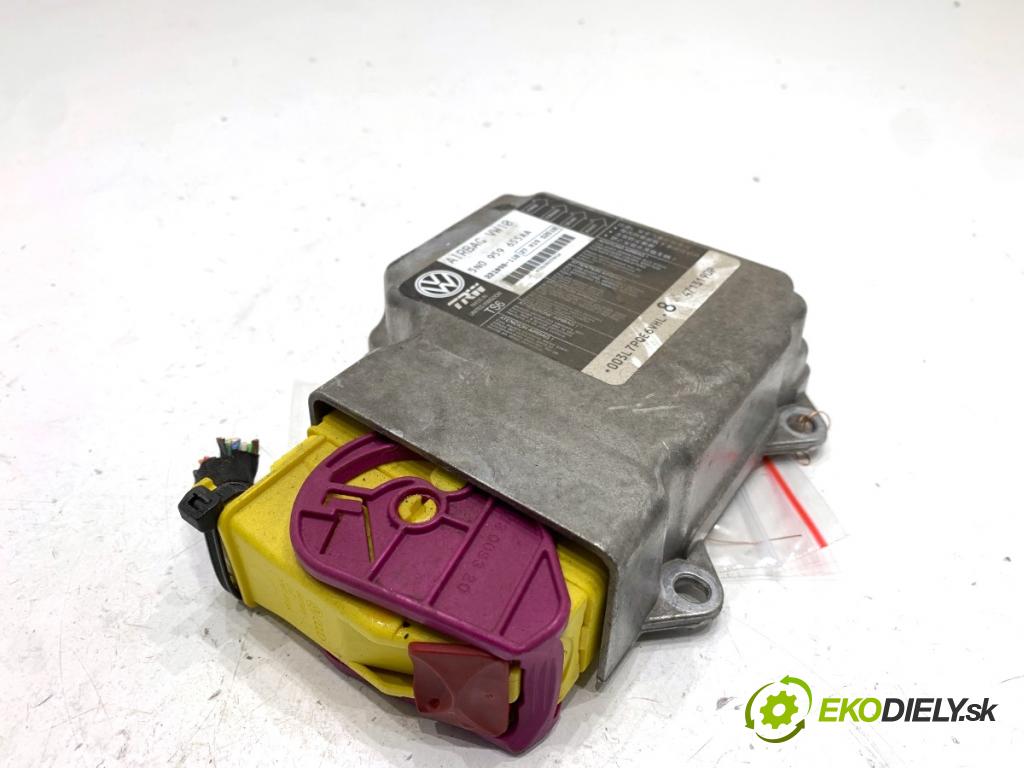 VW PASSAT B7 sedan 2013 103 kW 2.0 TDI 1968 senzor airbag 5N0959655AA (Snímač)