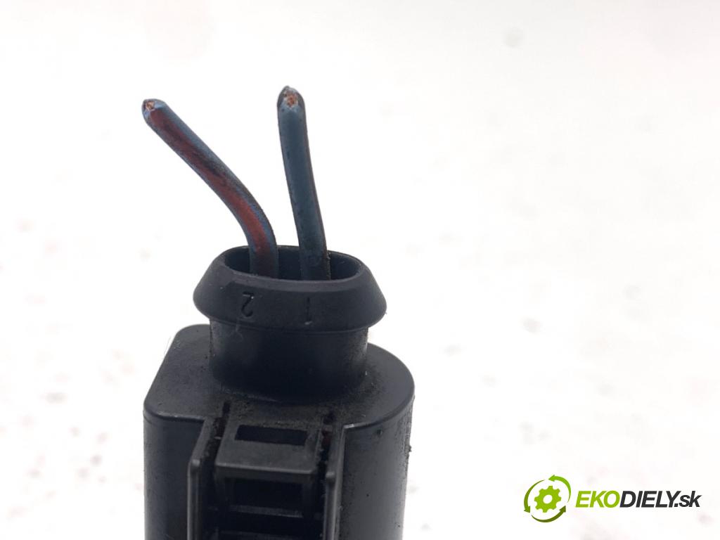 VW PASSAT B7 sedan 2013 103 kW 2.0 TDI 1968 Regulátor tlaku paliva 0928400768 (Palivový systém ostatní)