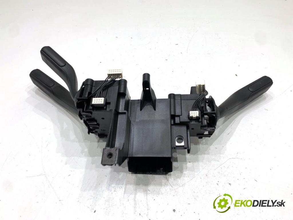 VW PASSAT B7 sedan 2013 103 kW 2.0 TDI 1968 přepínač kombinovaný 3C5953502B 3C5953501CN (Páčky pod volantem)