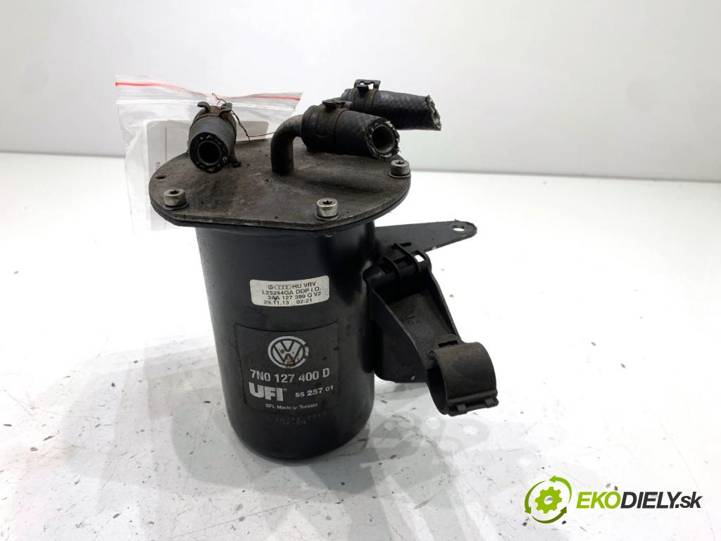 VW PASSAT B7 sedan 2013 103 kW 2.0 TDI 1968 obal filtra paliva 7N0127400D (Kryt palivového filtru)