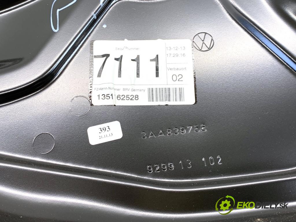 VW PASSAT B7 sedan 2013 103 kW 2.0 TDI 1968 mechanismus okna pravý zadní část