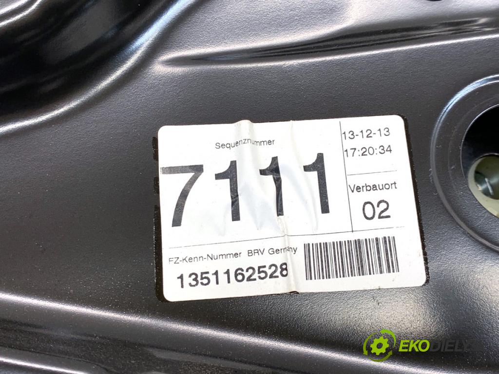 VW PASSAT B7 sedan 2013 103 kW 2.0 TDI 1968 mechanismus okna pravý přední část 3AA959702A