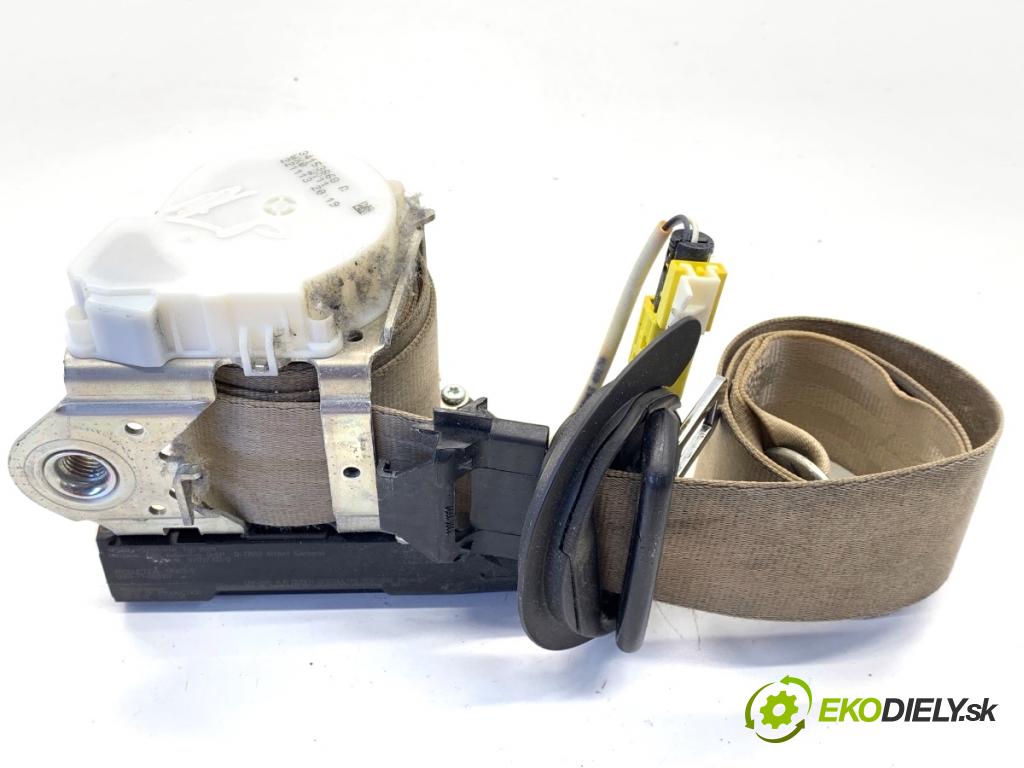 VW PASSAT B7 sedan 2013 103 kW 2.0 TDI 1968 držák bezpečnost levý přední část 3C1857705Q