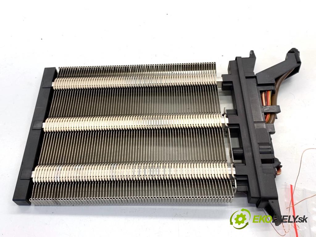 VW PASSAT B7 sedan 2013 103 kW 2.0 TDI 1968 topné těleso radiátor topení elektrická 1K0963235G (Radiátor topení)