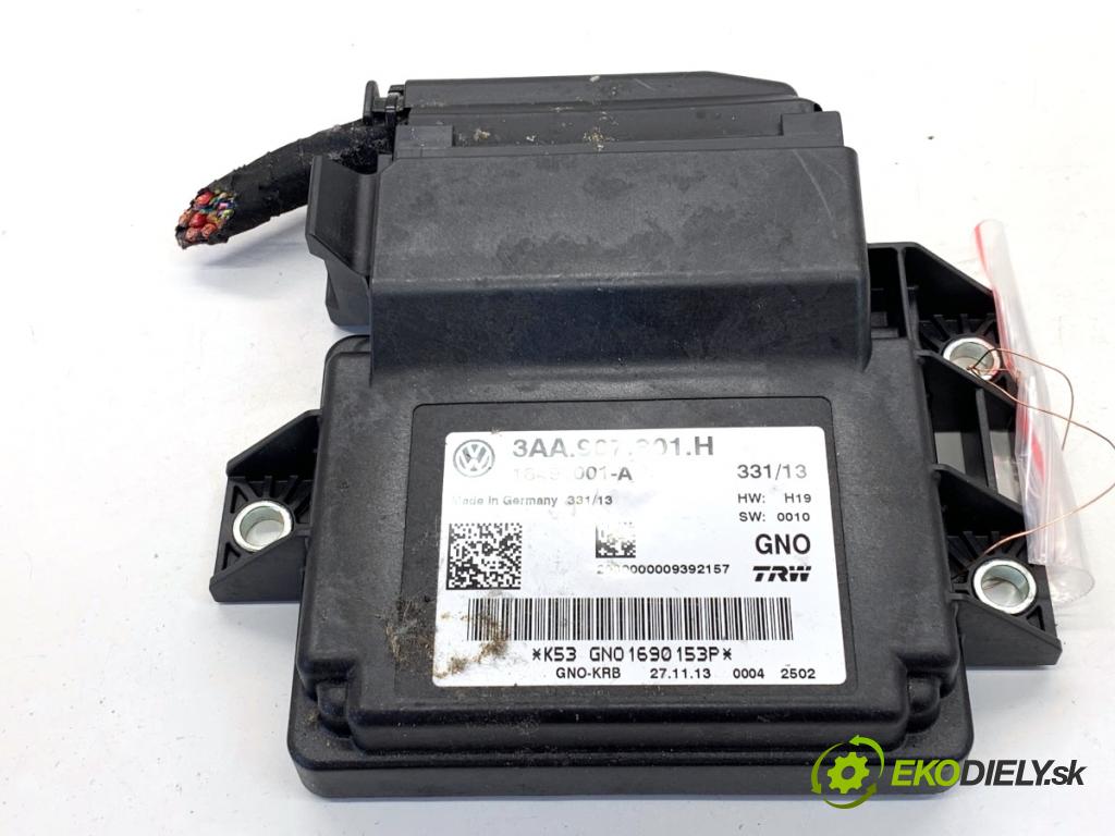 VW PASSAT B7 sedan 2013 103 kW 2.0 TDI 1968 modul brzdy ruční brzdy 3AA907801H