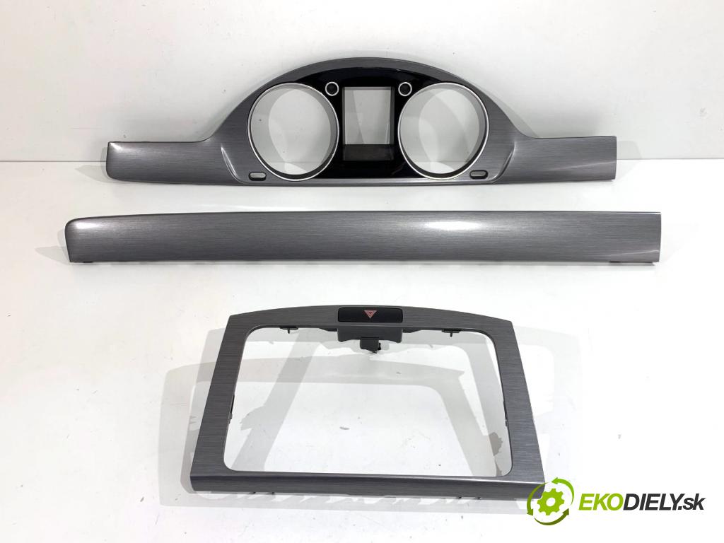 VW PASSAT B7 sedan 2013 103 kW 2.0 TDI 1968 lišty kryt 3AB858366D 3AB857212D (Lišta)