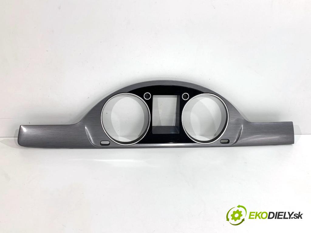 VW PASSAT B7 sedan 2013 103 kW 2.0 TDI 1968 lišty kryt 3AB858366D 3AB857212D (Lišta)