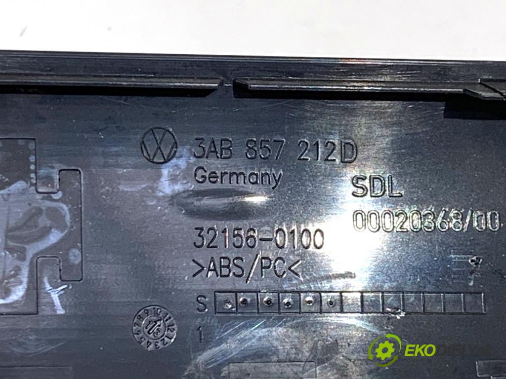 VW PASSAT B7 sedan 2013 103 kW 2.0 TDI 1968 lišty kryt 3AB858366D 3AB857212D (Lišta)