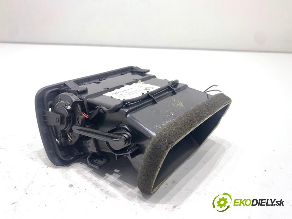 VW PASSAT B7 sedan 2013 103 kW 2.0 TDI 1968 Mriežky kúrenia pravy predný 3AB819702A