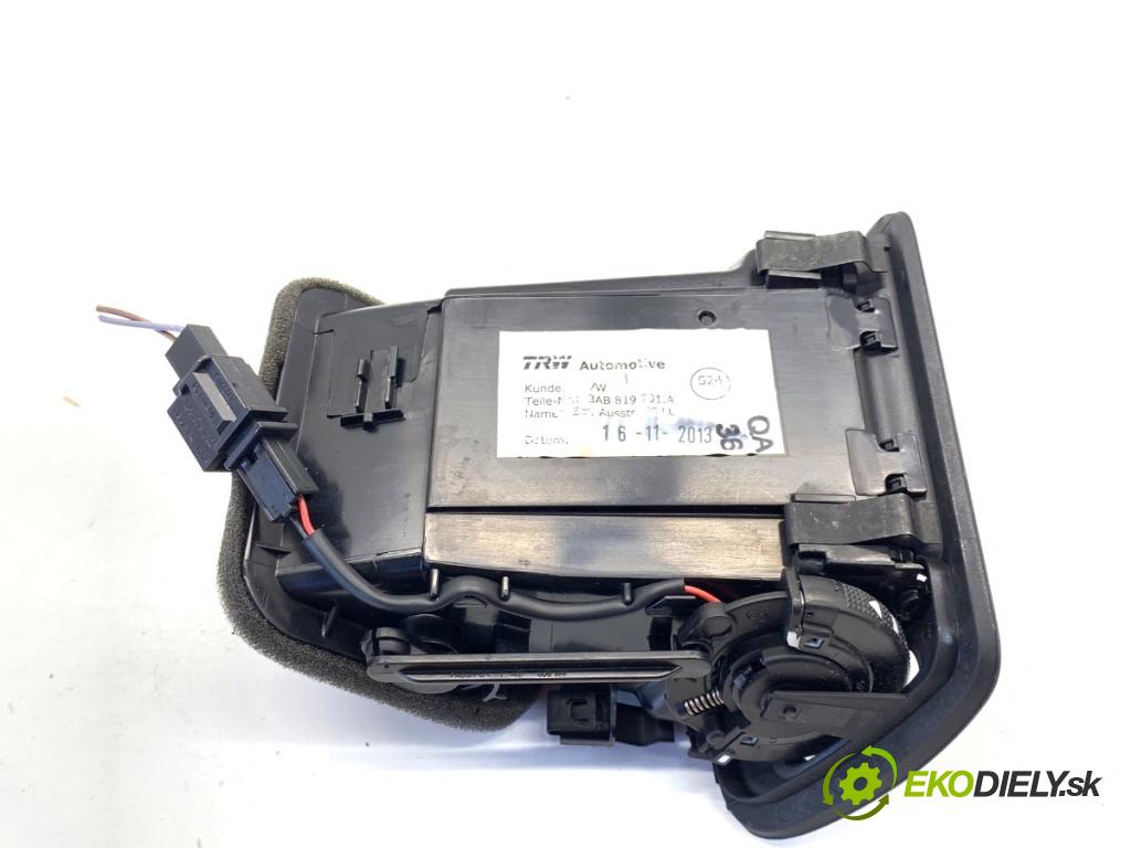 VW PASSAT B7 sedan 2013 103 kW 2.0 TDI 1968 Mriežky kúrenia ľavy predný 3AB819701A