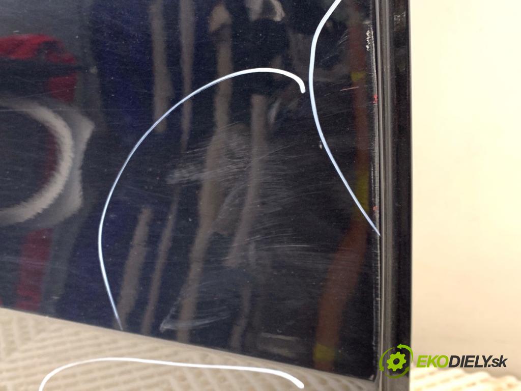 VW PASSAT B7 sedan 2013 103 kW 2.0 TDI 1968 Dvere pravy zad