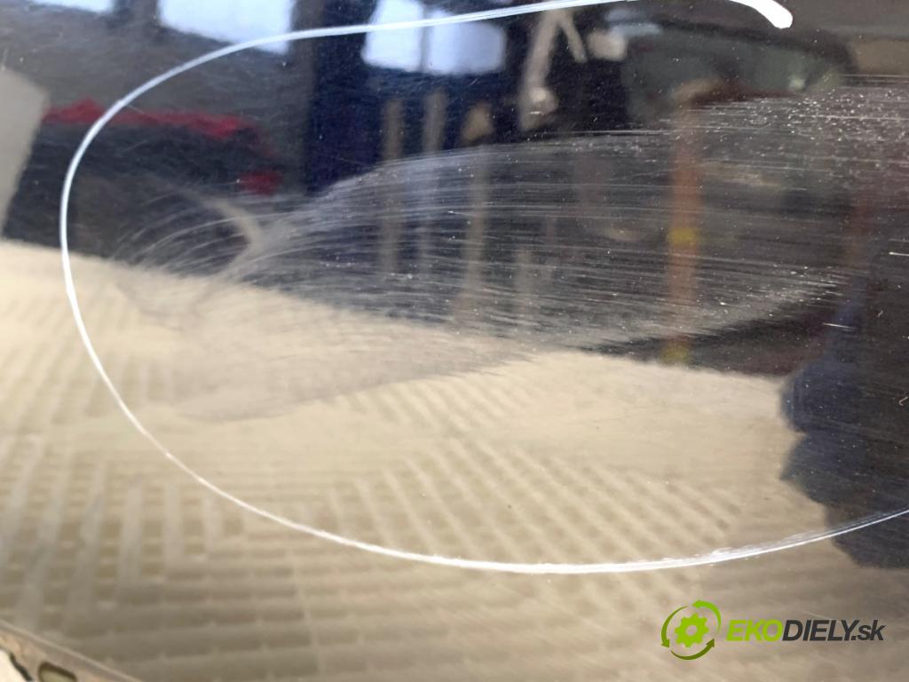 VW PASSAT B7 sedan 2013 103 kW 2.0 TDI 1968 Dvere pravy zad