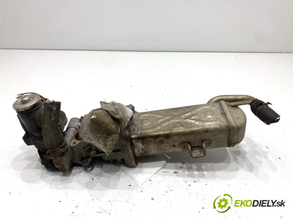 VW PASSAT B7 sedan 2013 103 kW 2.0 TDI 1968 chladič EGR 03L131512CF