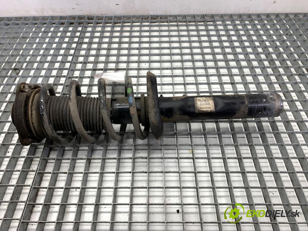 VW PASSAT B7 sedan 2013 103 kW 2.0 TDI 1968 tlumič pravý přední část ZE 