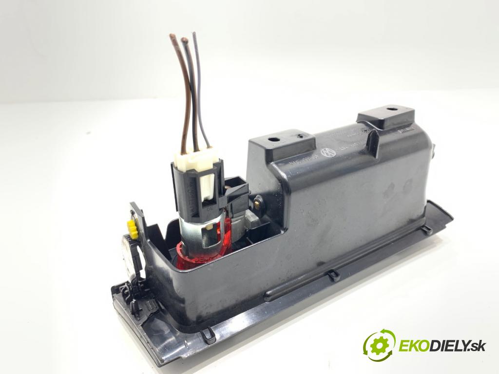 VW PASSAT B7 sedan 2013 103 kW 2.0 TDI 1968 popelník 3C0863284K