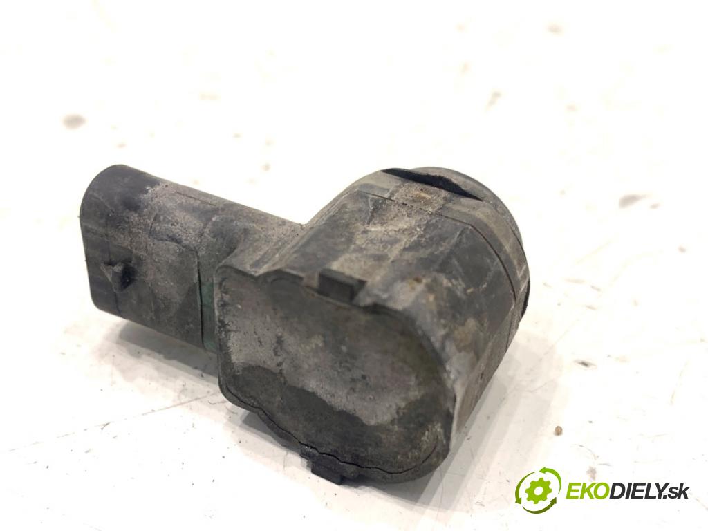 VW PASSAT B7 sedan 2013 103 kW 2.0 TDI 1968 snímač PDC 1S0919275