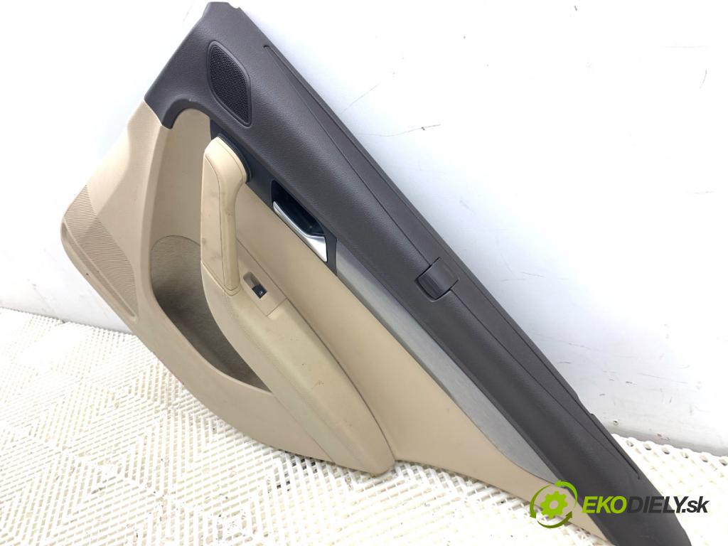 VW PASSAT B7 sedan 2013 103 kW 2.0 TDI 1968 ča dveře pravý zadní část Roleta